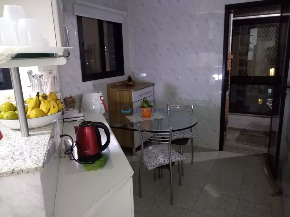 Apartamento à venda com 4 quartos, 198m² - Foto 3