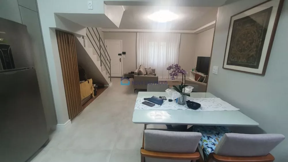 Casa de Vila à venda com 3 quartos, 80m² - Foto 3