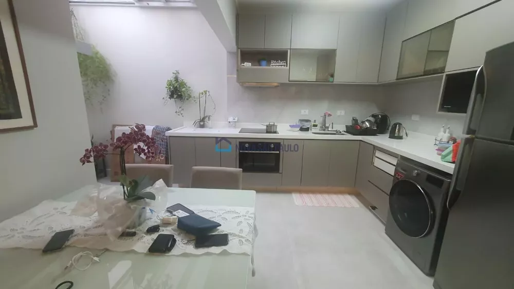 Casa de Vila à venda com 3 quartos, 80m² - Foto 4