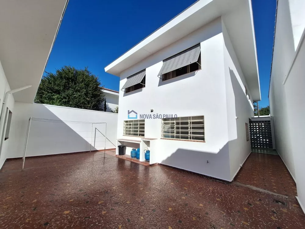 Casa à venda com 4 quartos, 236m² - Foto 3