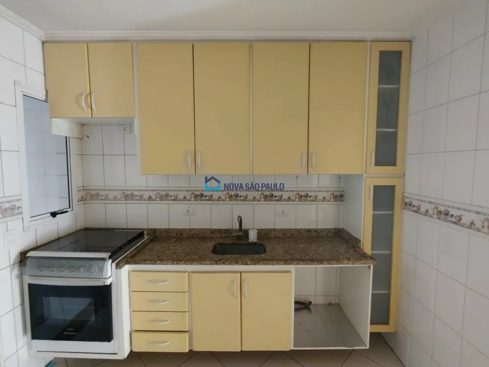 Casa à venda com 4 quartos, 100m² - Foto 3