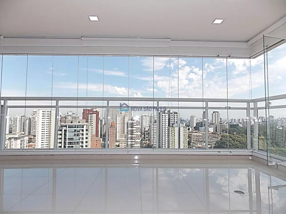 Apartamento à venda com 3 quartos, 124m² - Foto 1