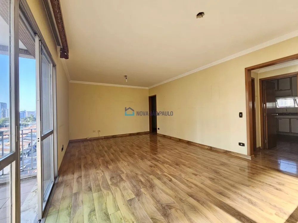 Apartamento à venda com 3 quartos, 115m² - Foto 3