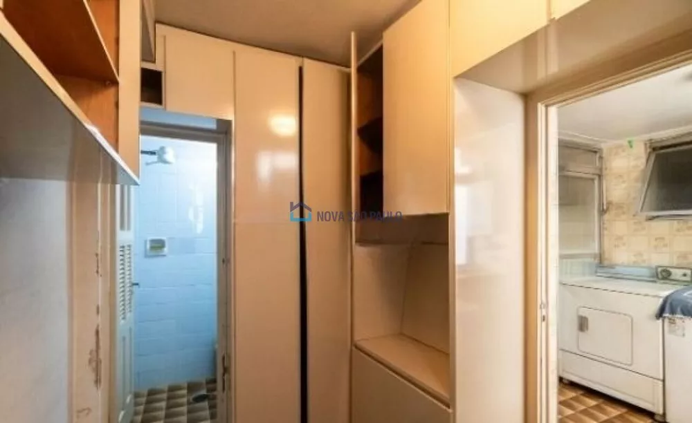 Apartamento à venda com 3 quartos, 131m² - Foto 6