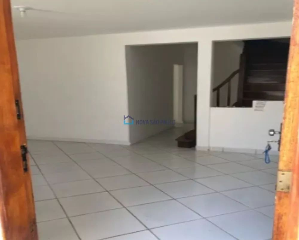 Casa à venda com 3 quartos, 130m² - Foto 3