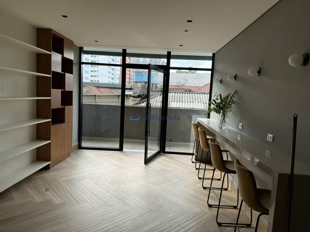 Apartamento à venda com 1 quarto, 32m² - Foto 7