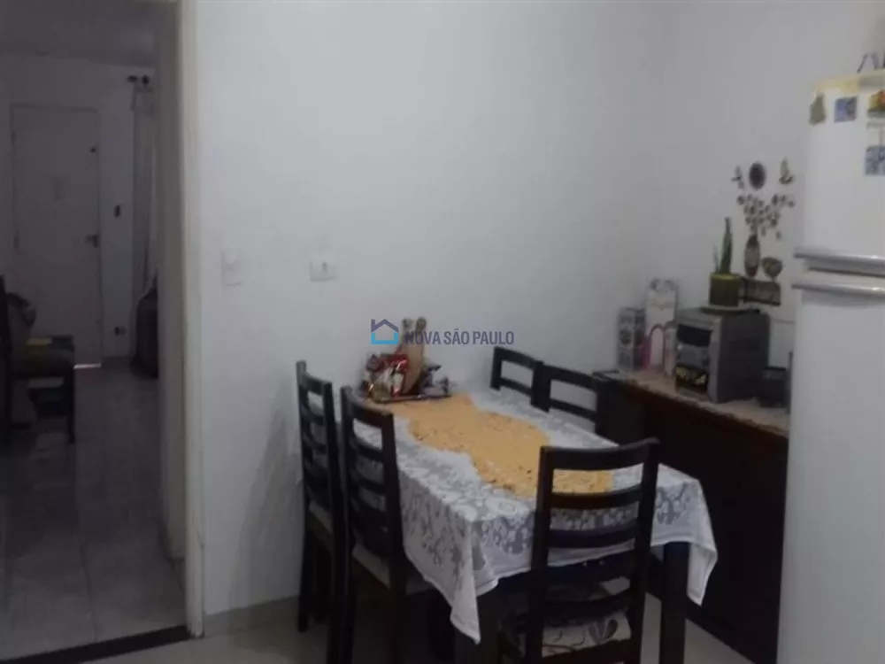 Casa à venda com 2 quartos, 90m² - Foto 3