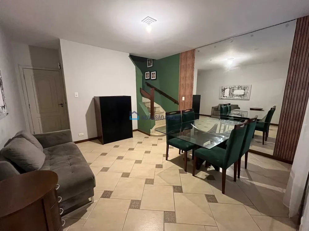 Casa à venda com 3 quartos, 112m² - Foto 1