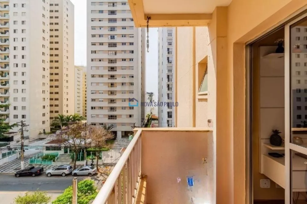 Apartamento à venda com 2 quartos, 67m² - Foto 2