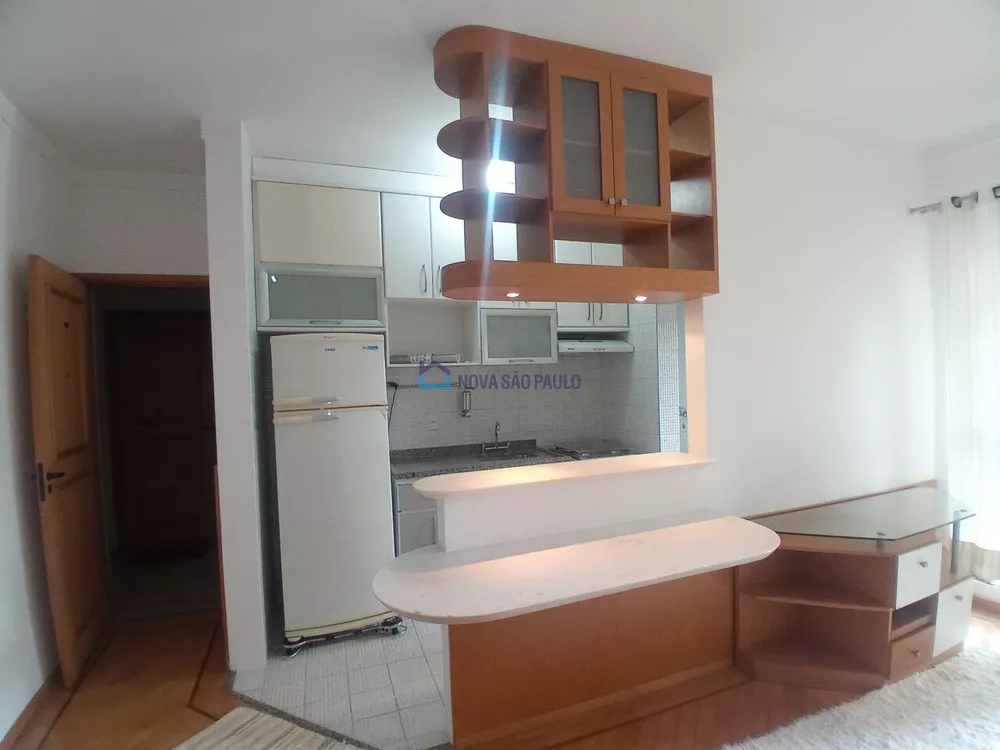 Apartamento à venda com 1 quarto, 43m² - Foto 1