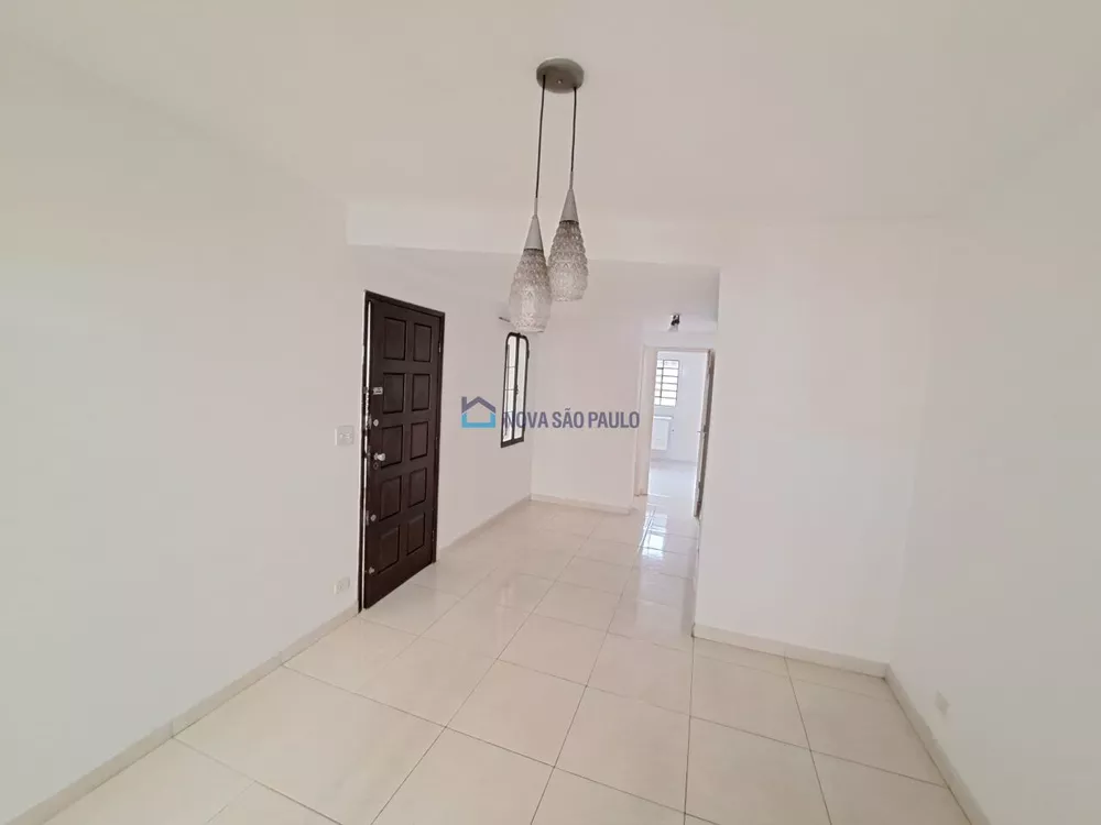 Casa à venda com 2 quartos, 86m² - Foto 2