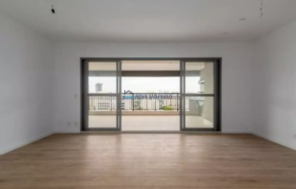 Apartamento à venda com 3 quartos, 113m² - Foto 1