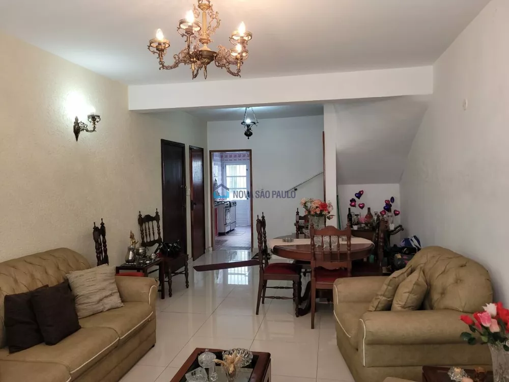 Casa à venda com 3 quartos, 190m² - Foto 2