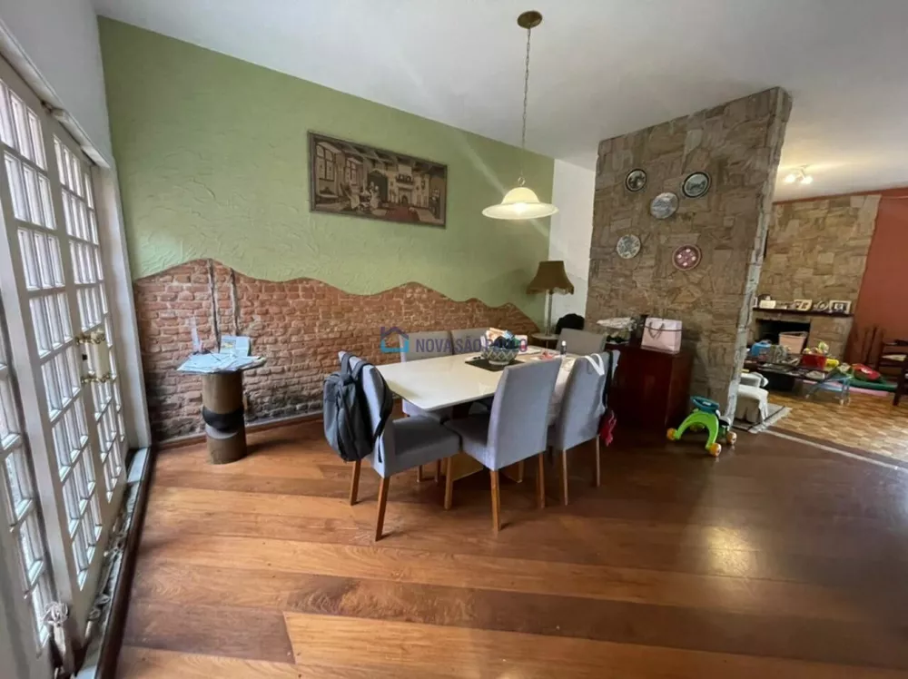 Casa à venda com 3 quartos, 226m² - Foto 6