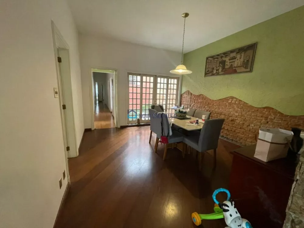 Casa à venda com 3 quartos, 226m² - Foto 5