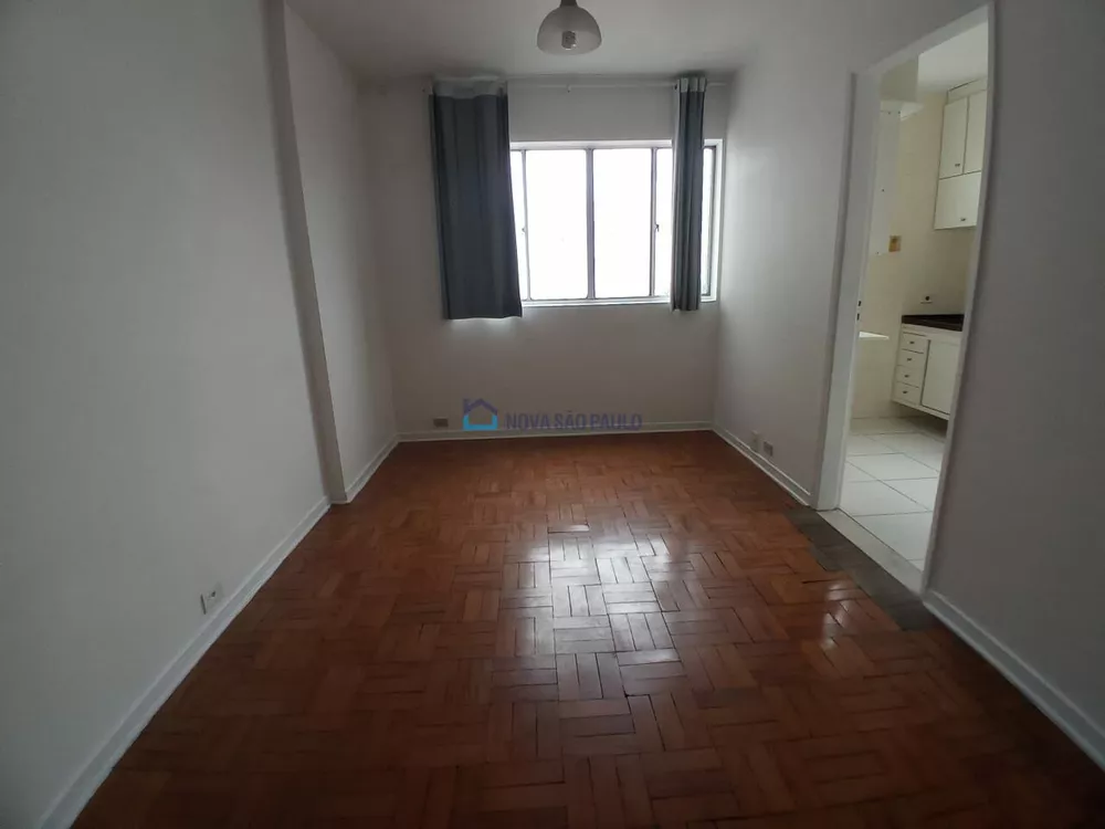 Apartamento à venda com 3 quartos, 63m² - Foto 2