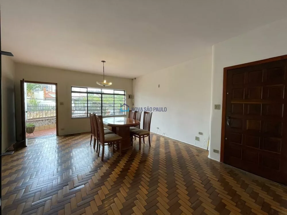 Casa à venda com 4 quartos, 234m² - Foto 2