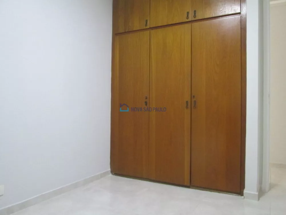 Apartamento à venda com 2 quartos, 65m² - Foto 3