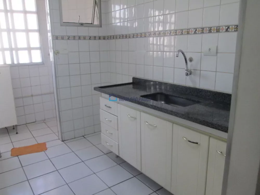 Apartamento à venda com 2 quartos, 65m² - Foto 4