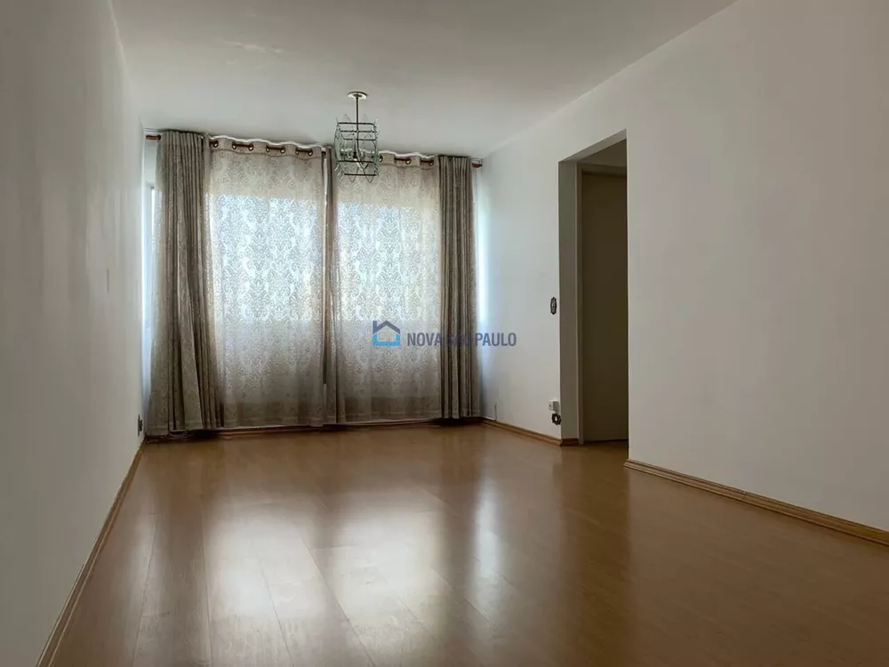 Apartamento à venda com 2 quartos, 72m² - Foto 1