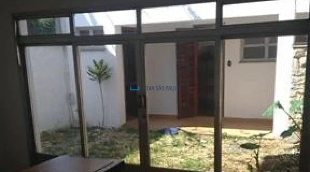 Casa à venda com 3 quartos, 297m² - Foto 5