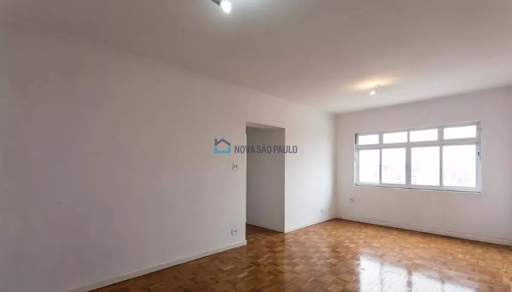 Apartamento à venda com 2 quartos, 77m² - Foto 1