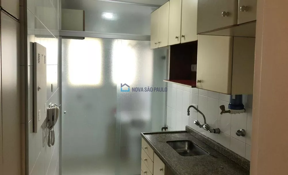 Apartamento à venda com 2 quartos, 60m² - Foto 5