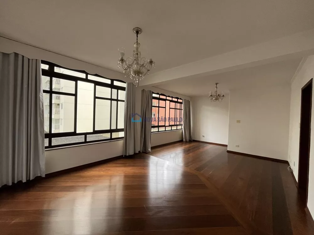 Apartamento à venda com 3 quartos, 147m² - Foto 3