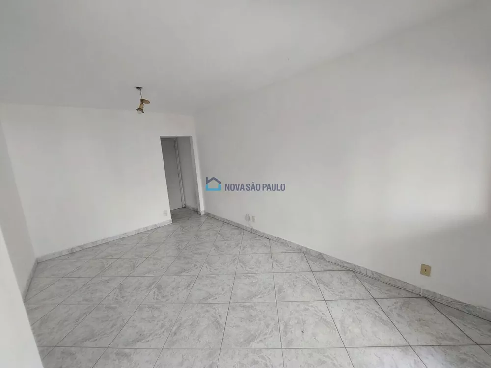 Apartamento à venda com 3 quartos, 73m² - Foto 4