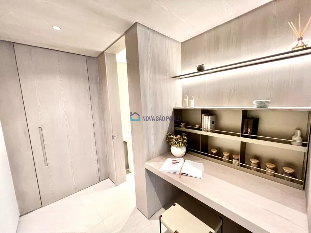 Apartamento à venda com 3 quartos, 157m² - Foto 8