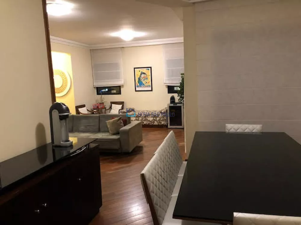 Apartamento à venda com 3 quartos, 165m² - Foto 1