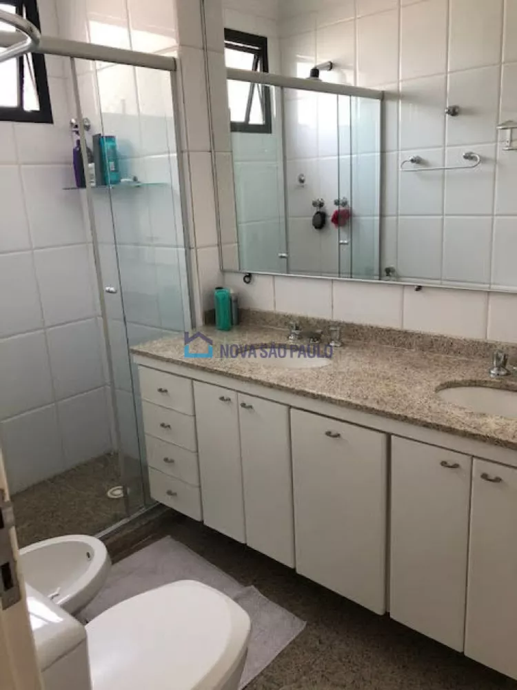 Apartamento à venda com 3 quartos, 165m² - Foto 4