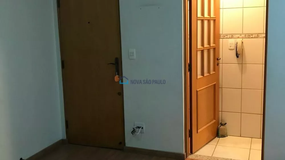 Apartamento à venda com 2 quartos, 74m² - Foto 2