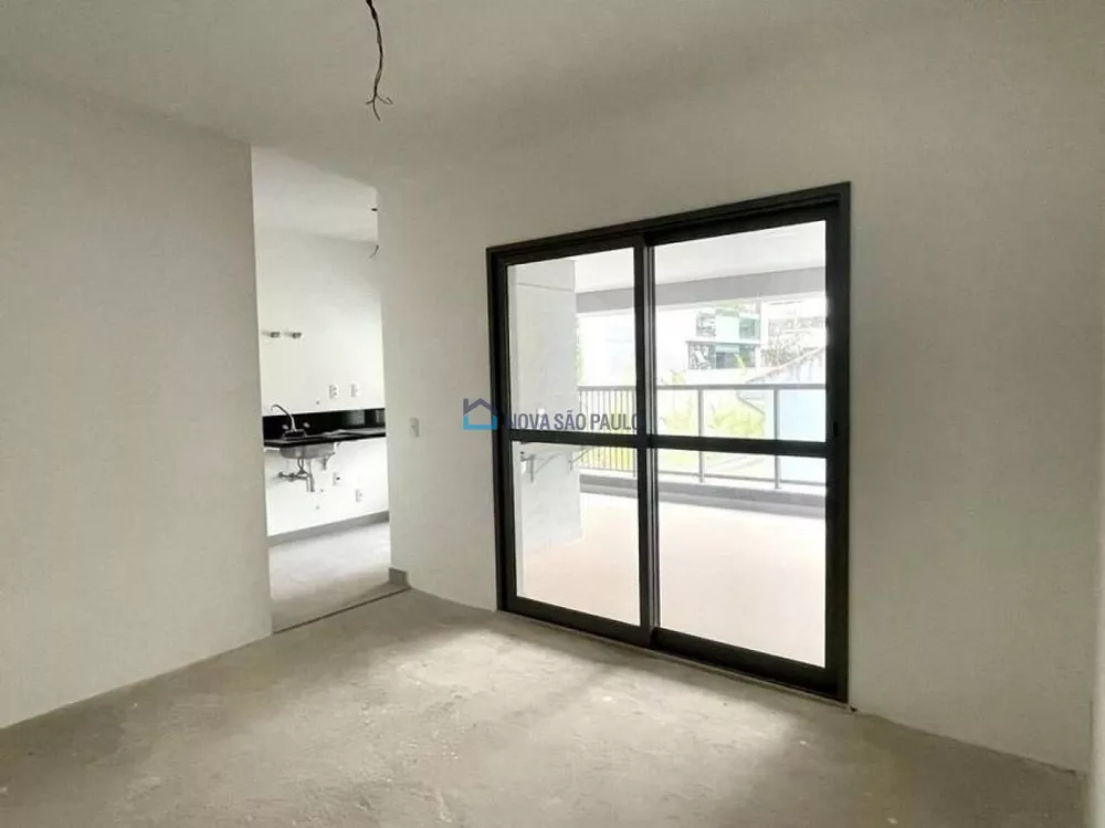 Apartamento à venda com 2 quartos, 84m² - Foto 4