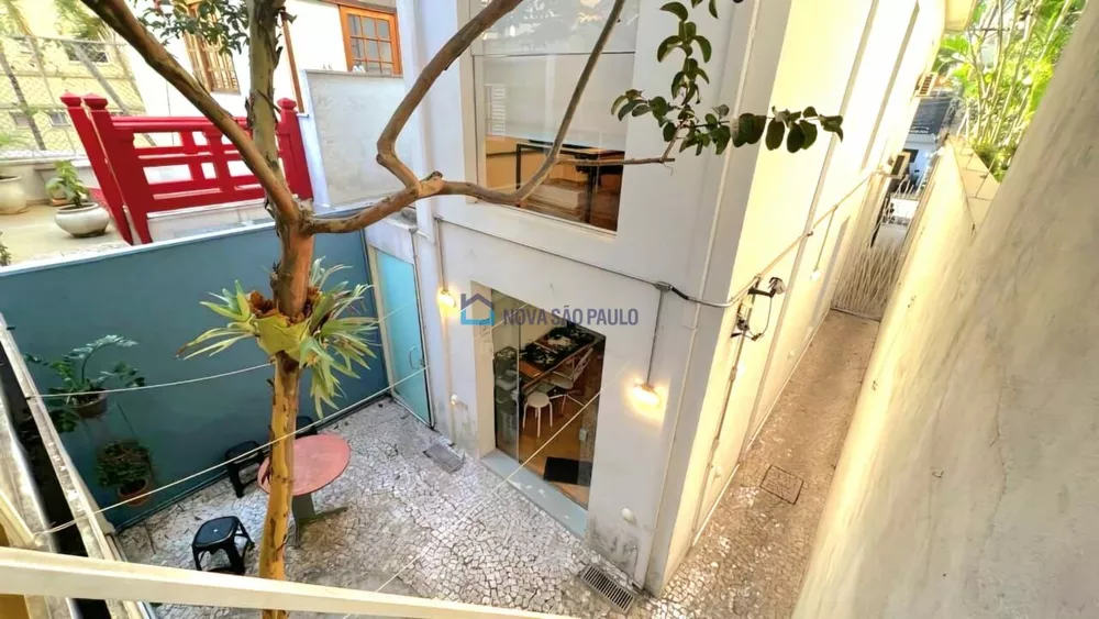 Casa Comercial à venda com 3 quartos, 143m² - Foto 1