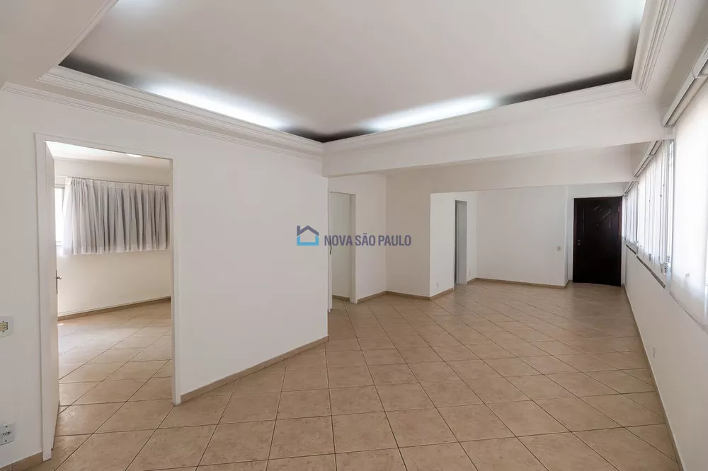 Apartamento para alugar com 3 quartos, 125m² - Foto 5