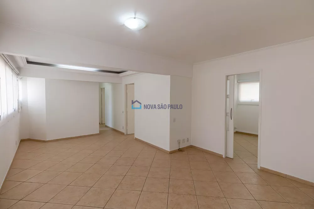 Apartamento para alugar com 3 quartos, 125m² - Foto 3