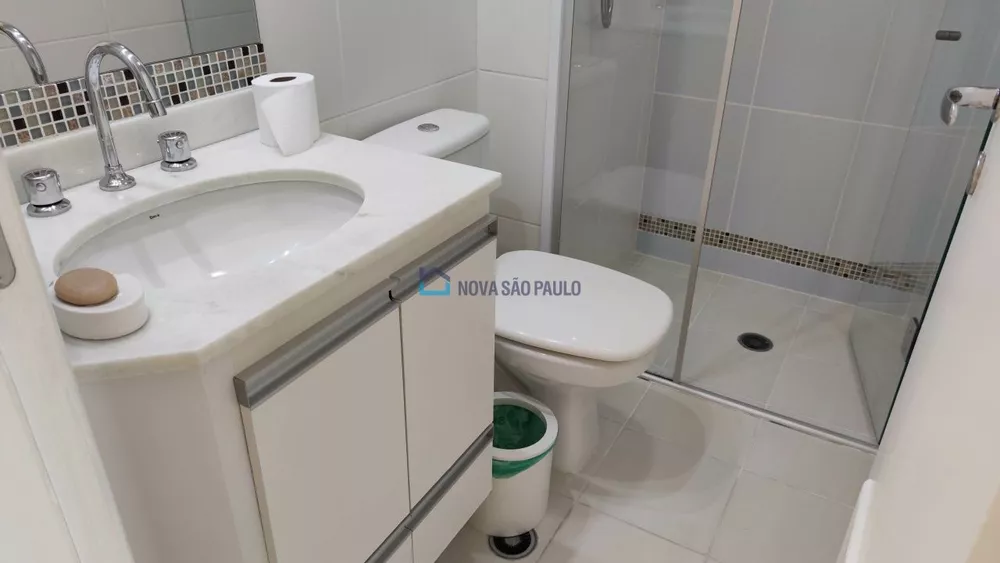 Apartamento à venda com 2 quartos, 72m² - Foto 2