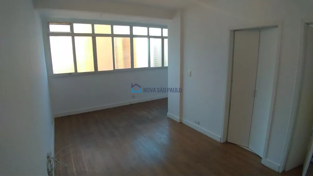 Apartamento à venda com 1 quarto, 53m² - Foto 2