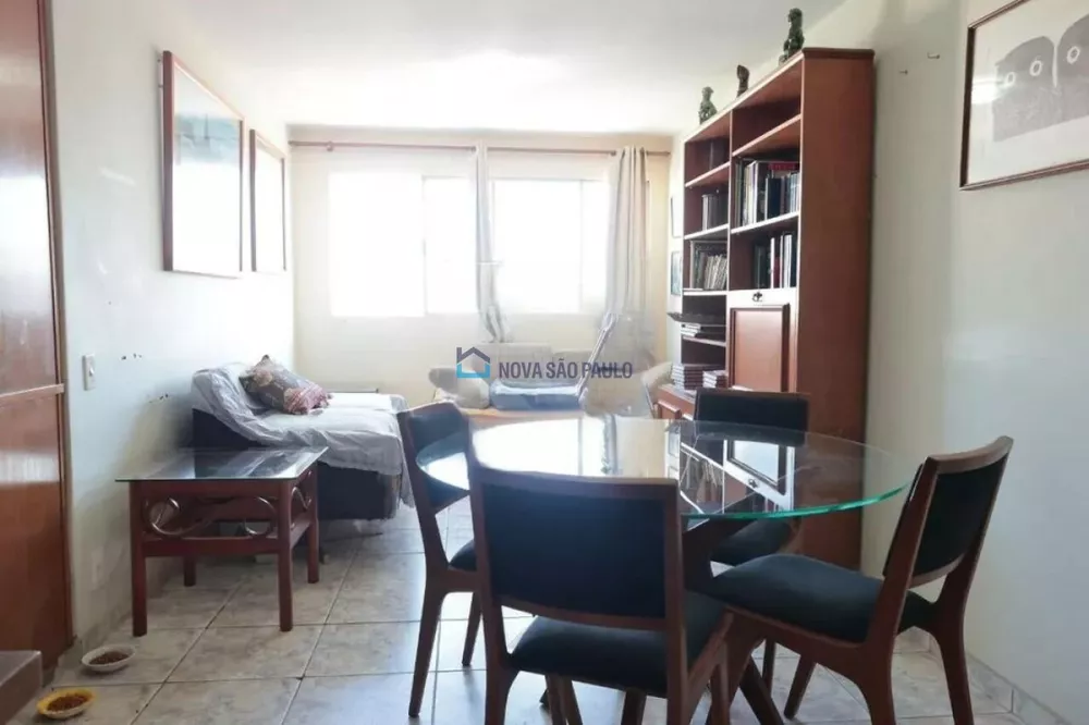 Apartamento à venda com 2 quartos, 68m² - Foto 1