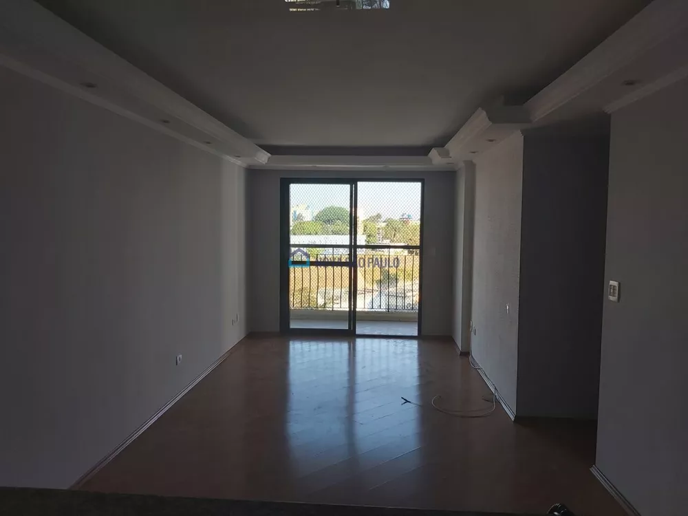 Apartamento para alugar com 3 quartos, 96m² - Foto 2