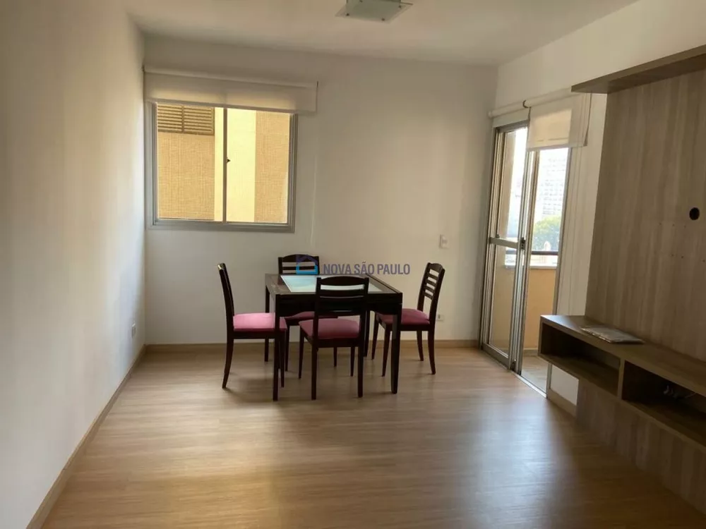 Apartamento à venda com 2 quartos, 69m² - Foto 2