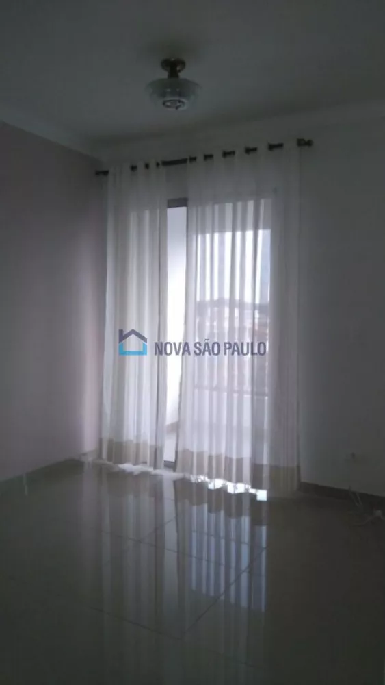 Apartamento à venda com 2 quartos, 64m² - Foto 1