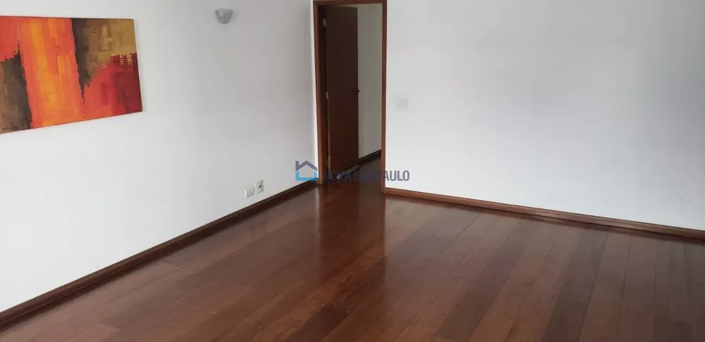 Casa à venda com 4 quartos, 201m² - Foto 1