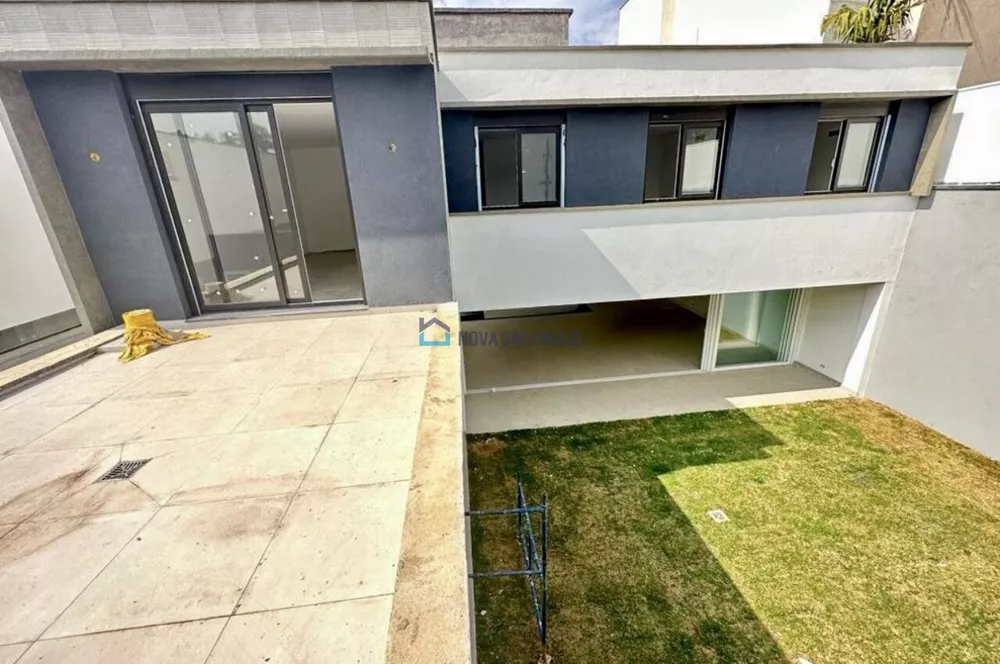 Casa de Condomínio à venda com 4 quartos, 450m² - Foto 3