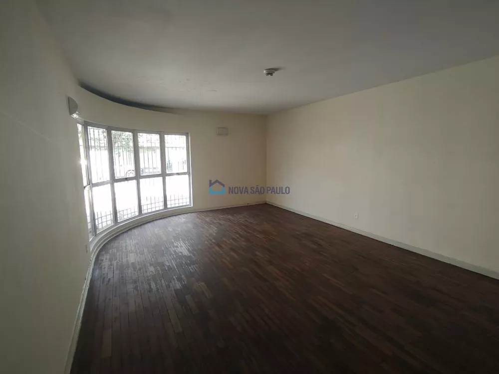 Casa à venda com 5 quartos, 400m² - Foto 1