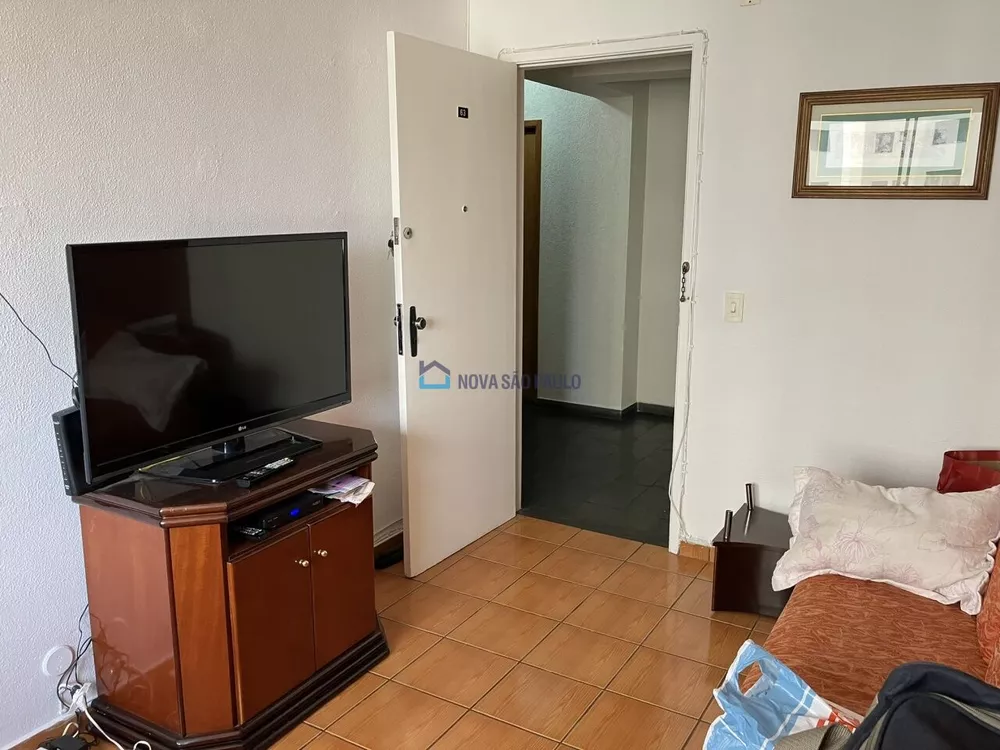 Apartamento à venda com 1 quarto, 43m² - Foto 2