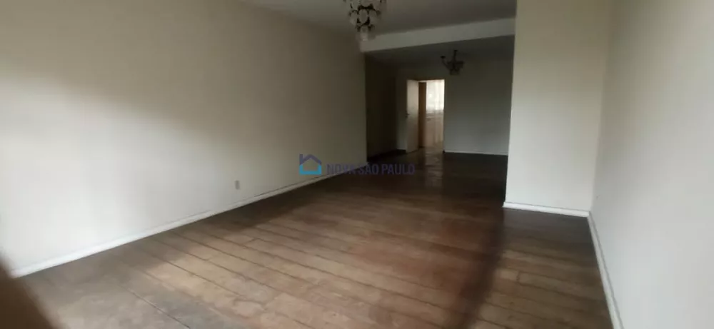 Apartamento à venda com 3 quartos, 142m² - Foto 1