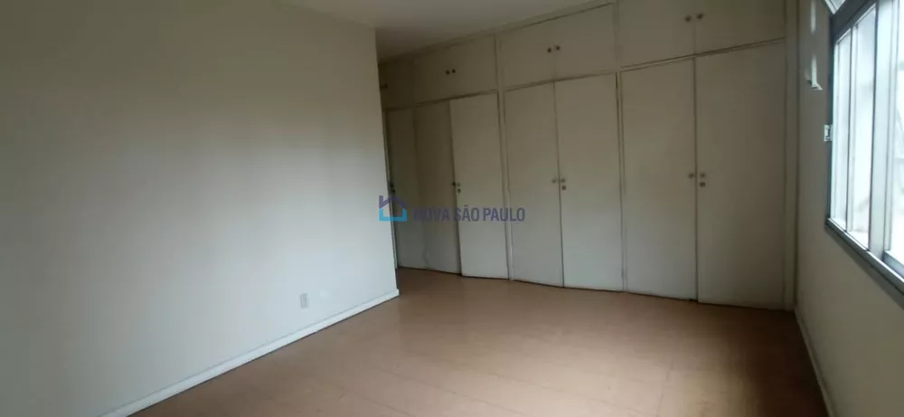 Apartamento à venda com 3 quartos, 142m² - Foto 4