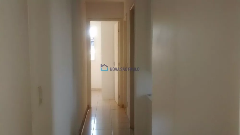 Apartamento à venda com 3 quartos, 68m² - Foto 3